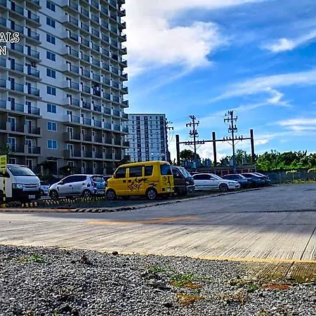 Near Mctan Cebu Airport-Sunset+City+Poolview Condo