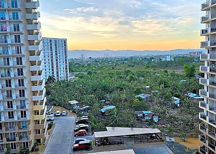 Near Mctan Airport-sunset+city+poolview