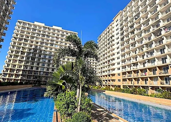 Near Mctan Airport-sunset+city+poolview Hotel 4*