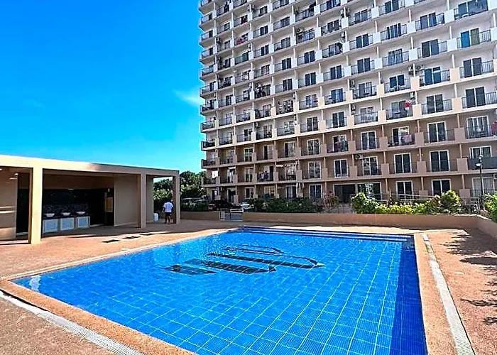 Near Mctan Airport-sunset+city+poolview Hotel